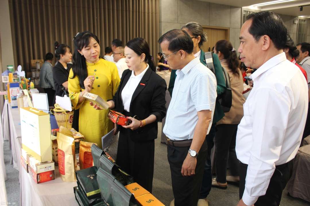 Báo Dân Xã Báo Dân Xã