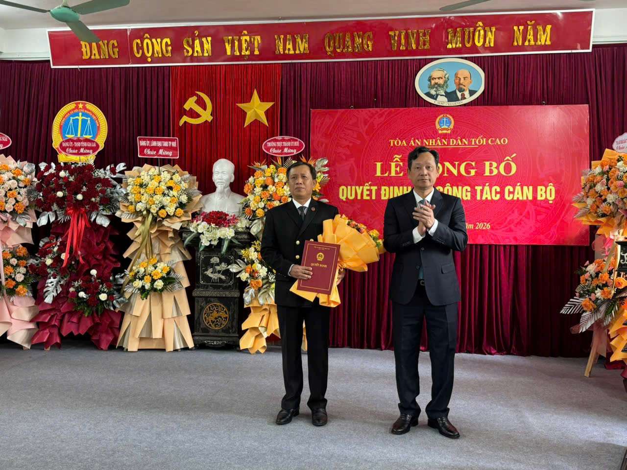 Báo Dân Xã